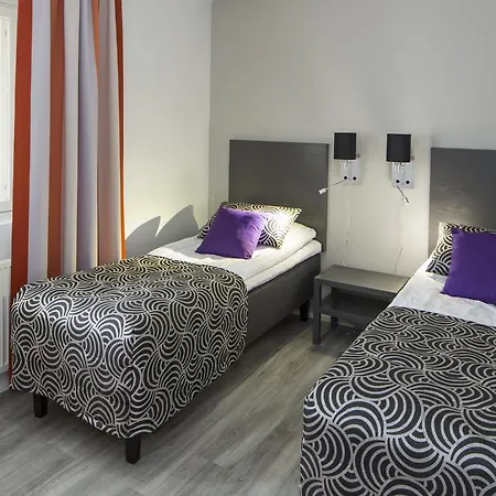 Club Kuusamon Tropiikki *