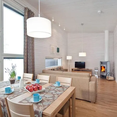 Club Kuusamon Tropiikki Apartmán *